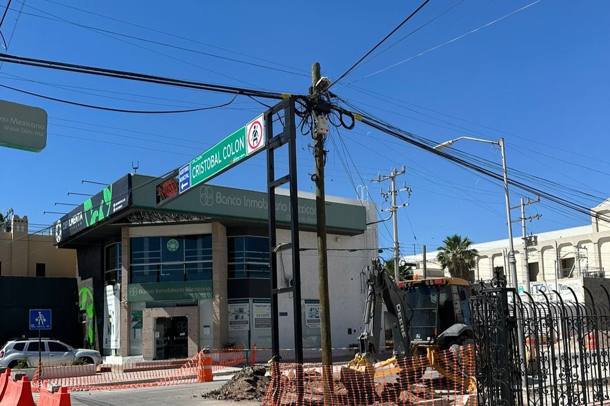 CFE, telecomunicaciones, problemas, ambiente urbano, impacto, beneficios, inconvenientes.