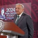 AMLO firma acuerdo energético con Belice a pesar de apagones en México