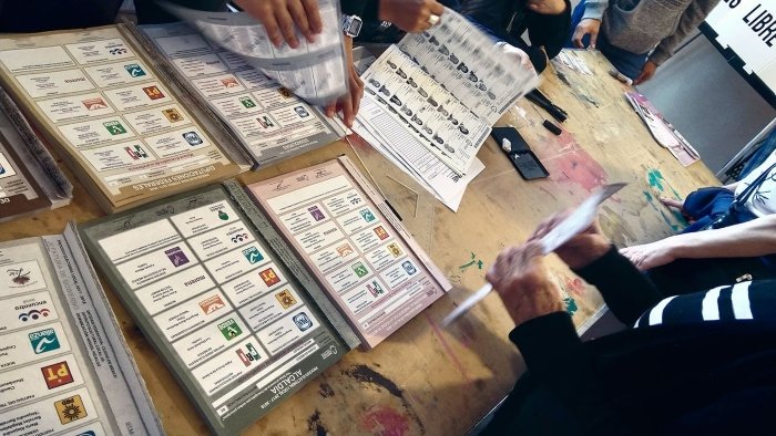 Reportan robo de más de 2 mil boletas, elecciones, México, 2024, INE anticipa recontar votos en el 60% de las casillas