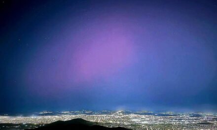 Auroras boreales deslumbran el cielo de Torreón