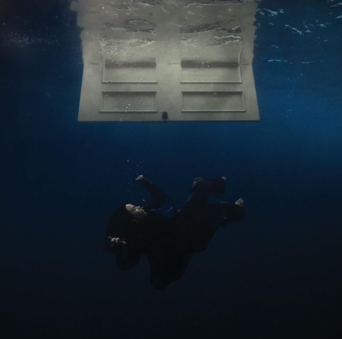 Billie Eilish da un vistazo exclusivo a "Hit Me Hard And Soft"