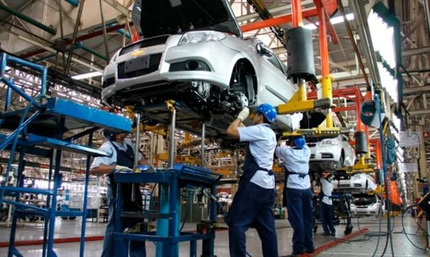 México lidera la producción de autopartes con un crecimiento del 8% en el primer trimestre de 2024