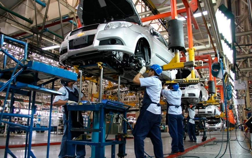 México lidera la producción de autopartes con un crecimiento del 8% en el primer trimestre de 2024