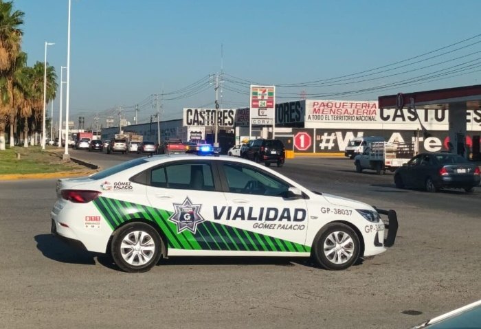 Despiden a dos agentes de Tránsito en Gómez Palacio, Durango, México