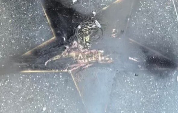 Vandalizan estrella de Jenni Rivera en el Paseo de la Fama de Hollywood