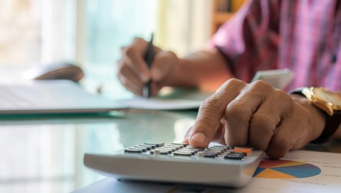 Crecimiento en recaudación tributaria impulsa ingresos públicos en México