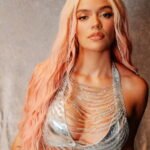 Karol G supera a Bad Bunny y Shakira en ser la artista más escuchada en Spotify