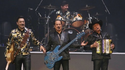 Los Tigres del Norte anuncian concierto en Torreón con su gira “Aquí Mando Yo”