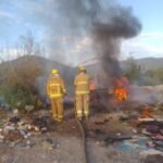 Arde en llamas vehículo con mil litros de agua en Lerdo