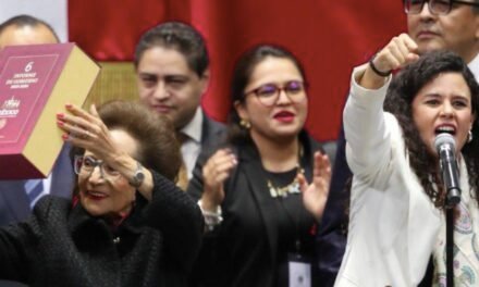 Luisa María Alcalde rompe protocolo y defiende la 4T durante la entrega del Sexto Informe de Gobierno