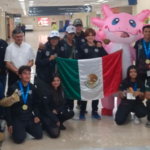 Regresa a casa Team México que ganó medalla de oro en Mundial de Robótica