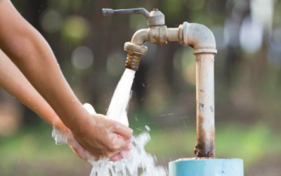 Agua entregada sin cloro en puntos de Torreón incumple norma oficial