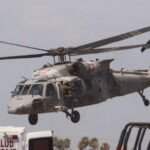 Helicóptero militar abre fuego durante operativo contra civiles armados en Sinaloa
