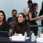 Cecilia Guadiana, senadora por Coahuila, celebra que CFE y Pemex vayan a volver a servir al pueblo