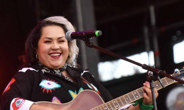 Reconocerán a Vivir Quintana en los Latin Grammy por su activismo social y talento musical