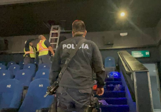 Saltillo: hombre roba a Cinépolis y se esconde en techo de sala por siete horas