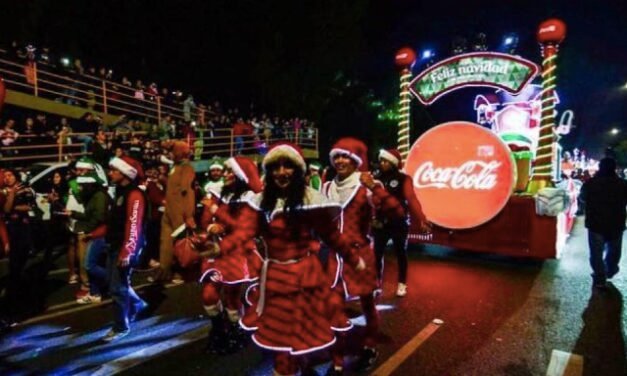 El Poder del Consumidor denuncia las Caravanas Navideñas de Coca-Cola por violar leyes de publicidad dirigida a menores