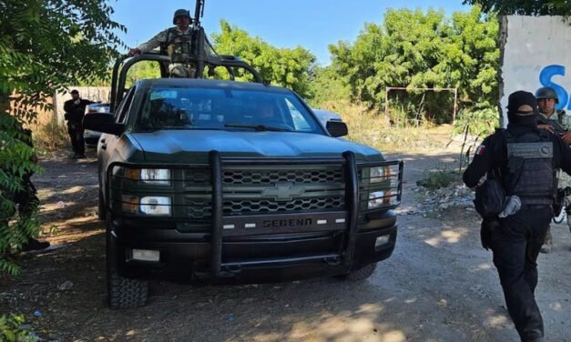 Operativo federal en Culiacancito: Aseguran armas y vehículos en finca campestre