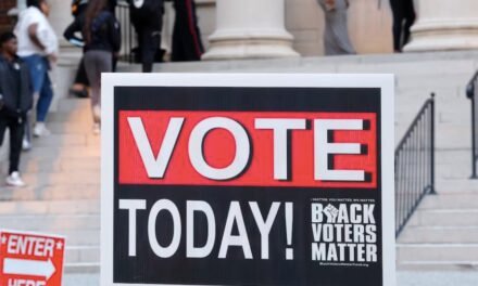 Voto anticipado en EU: Más de 66 millones de personas participan antes del 5 de noviembre