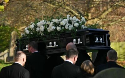 Liam Payne recibe un emotivo último adiós en su funeral privado en el Reino Unido