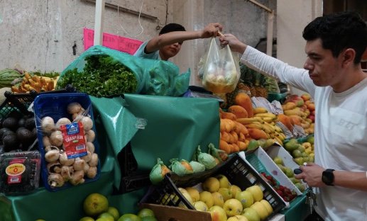 Inflación en México se desacelera en noviembre y se acerca al objetivo del Banxico