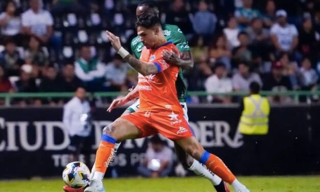 León empata sin goles con Mazatlán y complica su pase al Play-In