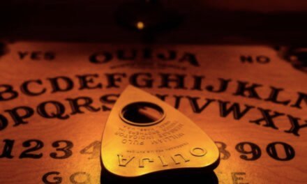 La Ouija: Mitos, ciencia y seguridad en el juego