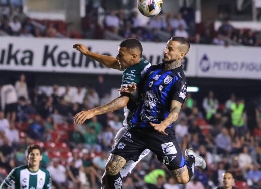 Querétaro remonta y hunde a Santos en el sótano de la Liga MX con victoria 3-2 en la Jornada 17 del Apertura 2024