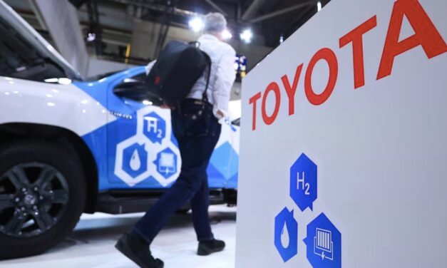 Toyota México anuncia inversión de 1.450 mdd para fortalecer operaciones en Tijuana y Guanajuato