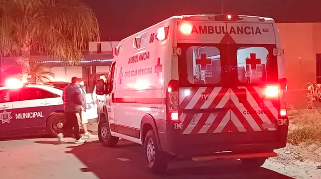 Policía de Torreón rescata a mujer y bebé de 5 meses violentadas por hombre