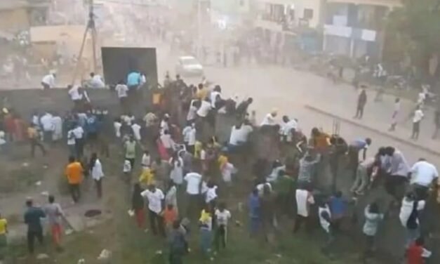 Tragedia en Guinea: 56 muertos en estampida tras disputa arbitral en partido de fútbol