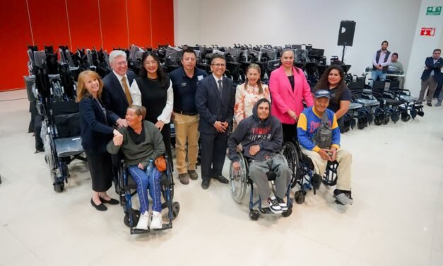 Leticia Herrera recibe donación para beneficiar a los más vulnerables de Gómez Palacio