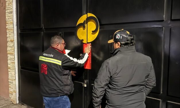 Torreón: Inspección y Verificación clausuró tres quintas con menores bebiendo alcohol