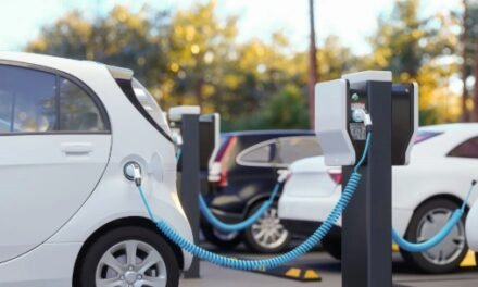 Autos eléctricos enfrentan mayor depreciación, pero arrendamiento vehicular gana terreno