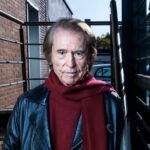 Raphael lucha contra un linfoma cerebral y cancela conciertos de su gira 2025