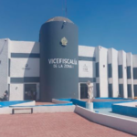 No puede creer el precio de la cerveza y le rompe seis costillas a hombre en Durango