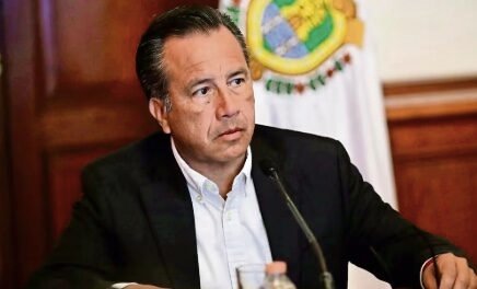 Cuitláhuac García asume dirección del Cenegas