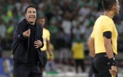 Efraín Juárez renuncia a la dirección técnica de Atlético Nacional