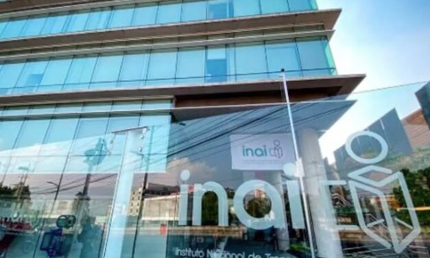 Exigen explicaciones por corrupción en el INAI tras denuncias de la FMF