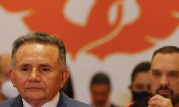 Denuncian opacidad en concesión de carritos de golf en Tulum