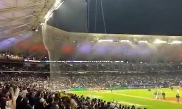 El eco del descontento: “¡Fuera Rocha!” Resuena en el estadio de los Tomateros de Culiacán