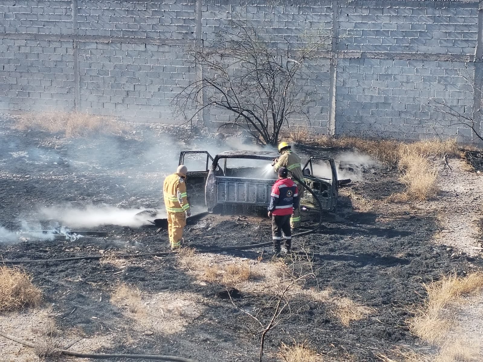 Incendio alarma a trabajadores de gasolinera en Lerdo