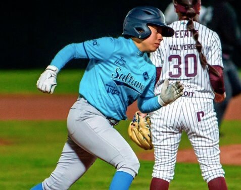 Algodoneras del Unión Laguna debutan con derrota ante Sultanes de Monterrey