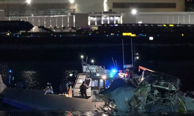 Tragedia en Washington: 67 muertos tras choque entre avión comercial y helicóptero militar sobre el río Potomac
