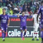 Mazatlán sorprende al Toluca y logra su primera victoria en el Clausura 2025