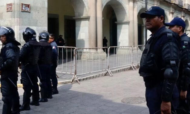 Asesinatos múltiples de policías en México: el poder de las mafias se expande en Oaxaca y Edomex