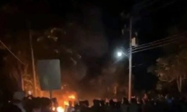 Justicia por mano propia en Tekit: linchan y prenden fuego a presunto asesino de mujer mayor