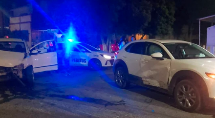 Un Mazda, Volkswagen y Hyundai protagonizan fuerte choque en Torreón