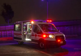 Hombre azota puerta de cristal y causa lesiones a su pareja en Torreón