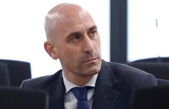 Luis Rubiales condenado por agresión sexual a Jenni Hermoso tras beso no consentido